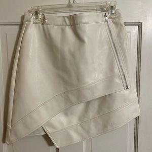 Honey Punch Off White Faux Leather Skirt	Brand New
